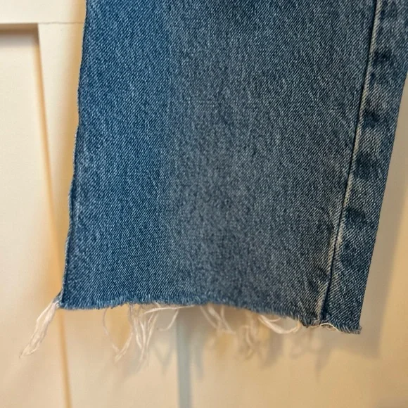 ZARA High Rise Straight Leg Ankle Length Rae Hem Jeans in Medium Wash Blue XS - Picture 6 of 9